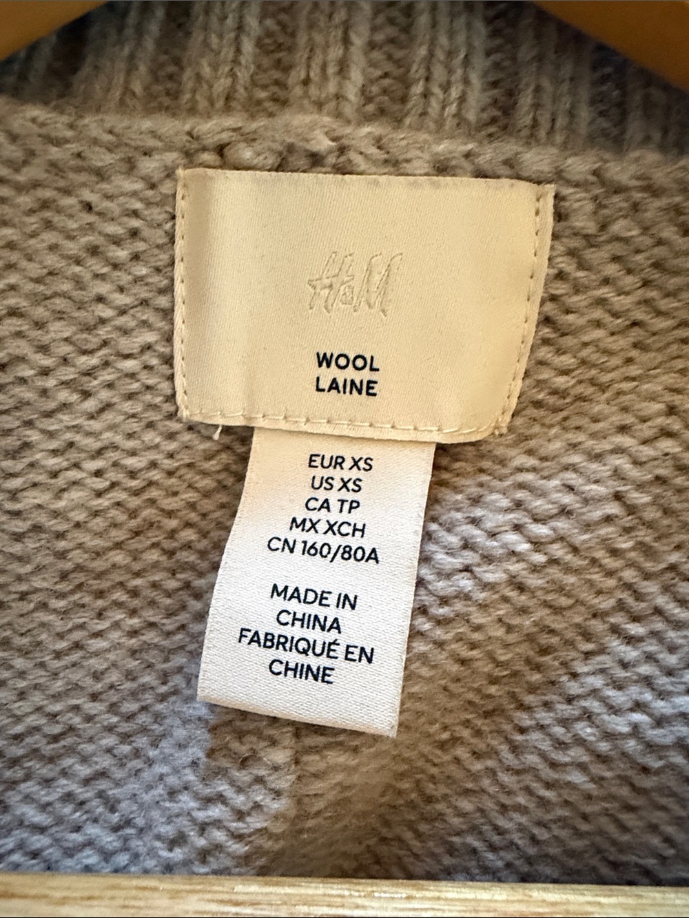 H&M Neutral Taupe V-Neck 100% Wool Sweater - Picture 2 of 3